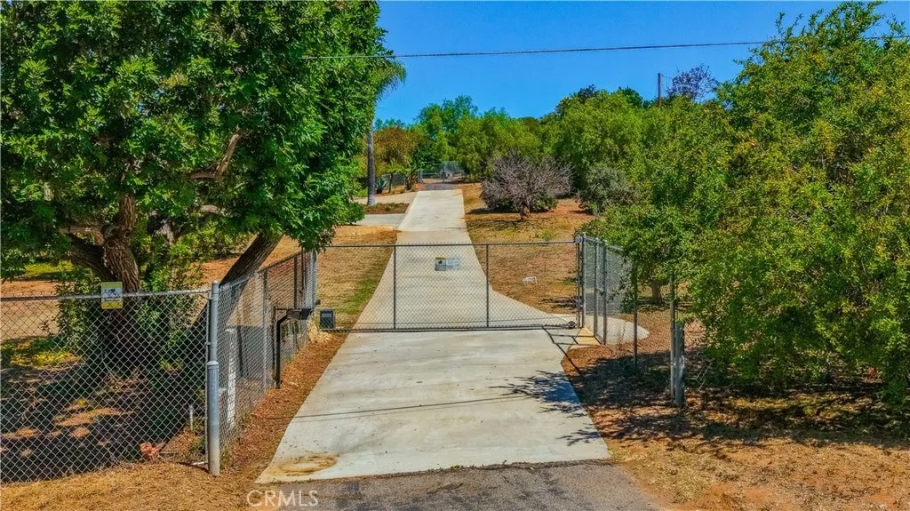 8258 Via Urner Way