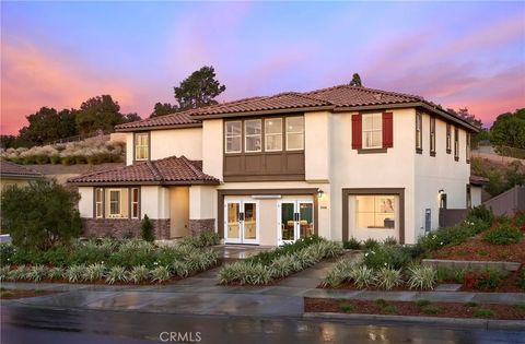 Photo of 1381 Amanda Glen, Escondido, CA 92025 (MLS # OC25110067)