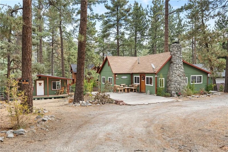 1116 Lark Road