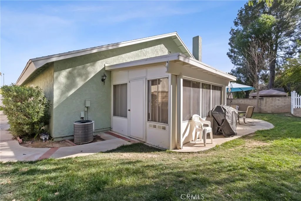 27945 Sycamore Creek