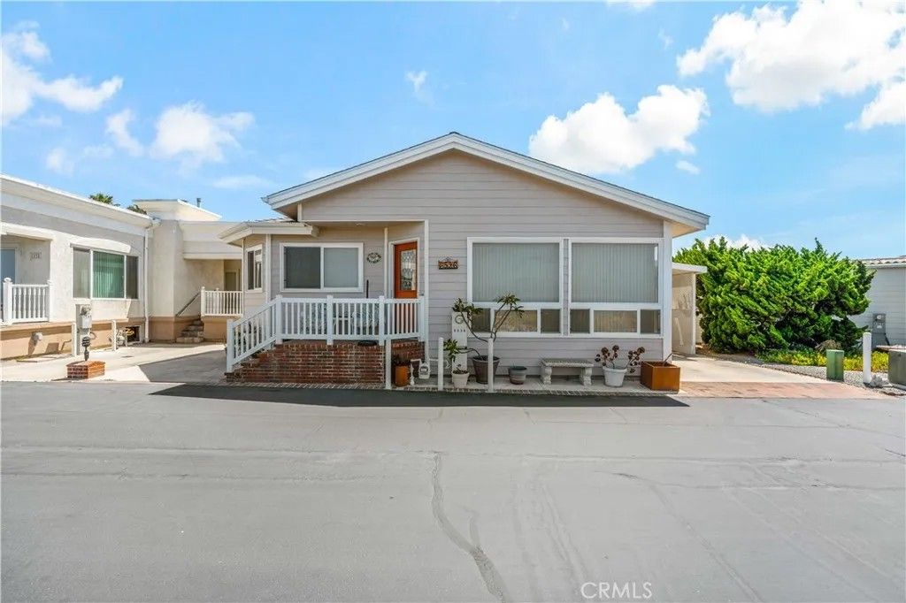 Photo of 6536 Oceanview Drive #T, Carlsbad, CA 92011 (MLS # CV25149219)