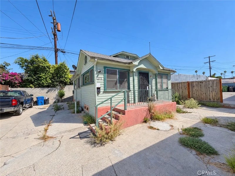 1272 Queen Anne