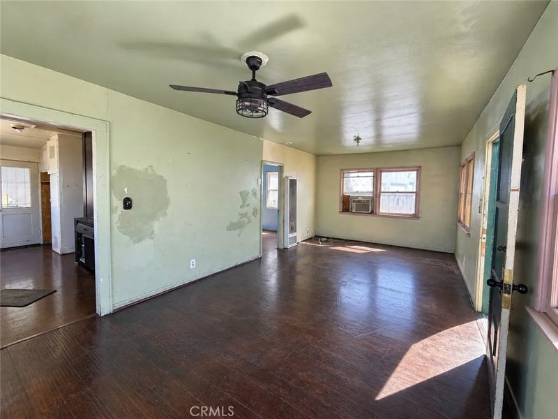 1272 Queen Anne