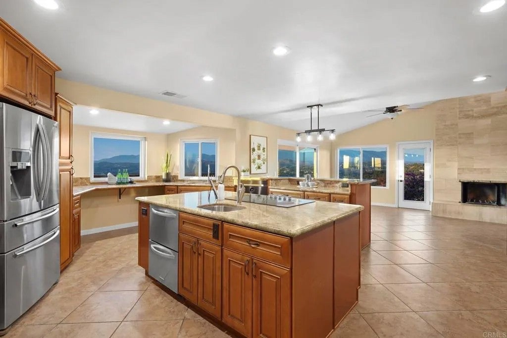 Photo of 30603 Roadrunner RDG, Valley Center, CA 92082 (MLS # PTP2605617)