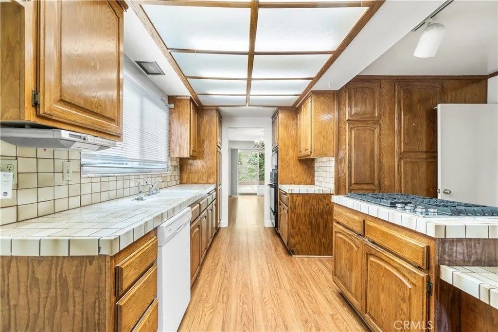 Photo of 26717 Shadow Wood Dr, Rancho Palos Verdes, CA 90275 (MLS # PV26025524)