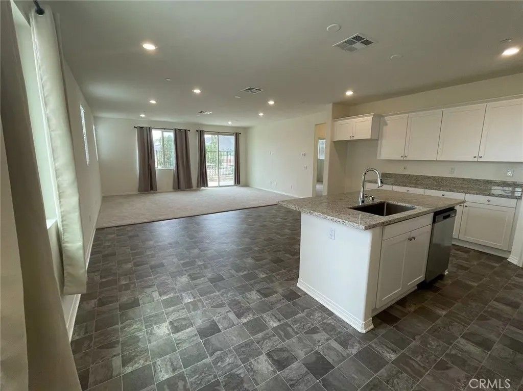 Photo of 2965 Flagstaff Dr, Jurupa Valley, CA 92509 (MLS # TR25242937)