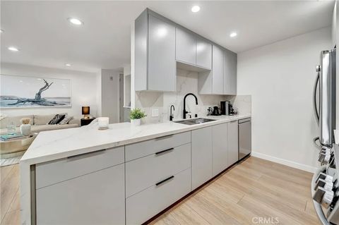 Tiny photo for 14727 Magnolia Boulevard #126, Sherman Oaks, CA 91403 (MLS # SR25251373)