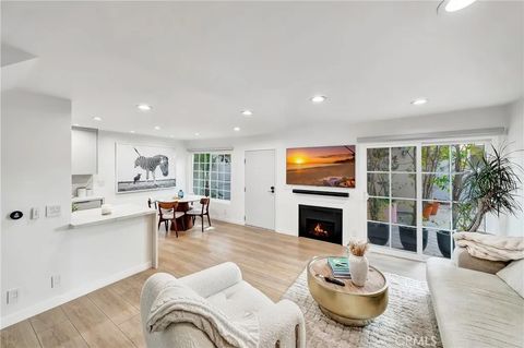 Tiny photo for 14727 Magnolia Boulevard #126, Sherman Oaks, CA 91403 (MLS # SR25251373)