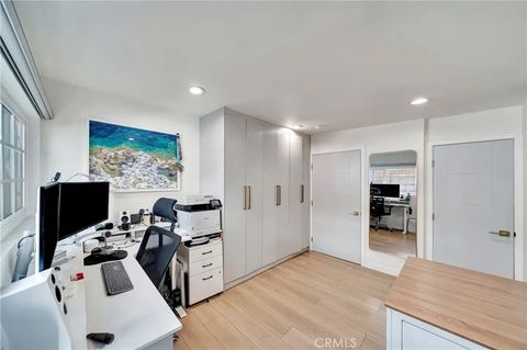 Tiny photo for 14727 Magnolia Boulevard #126, Sherman Oaks, CA 91403 (MLS # SR25251373)