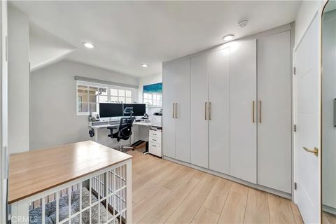 Tiny photo for 14727 Magnolia Boulevard #126, Sherman Oaks, CA 91403 (MLS # SR25251373)