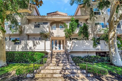 14727 Magnolia Boulevard 126 Sherman Oaks CA 91403