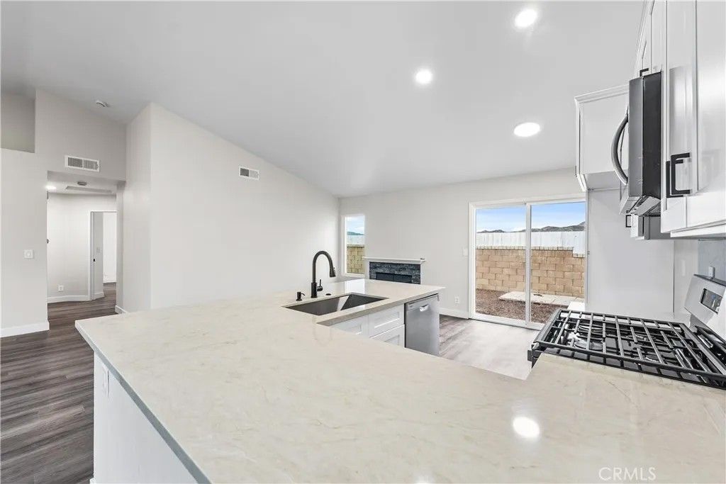 Photo of 2611 Cold Creek, Rosamond, CA 93560 (MLS # SR26028646)