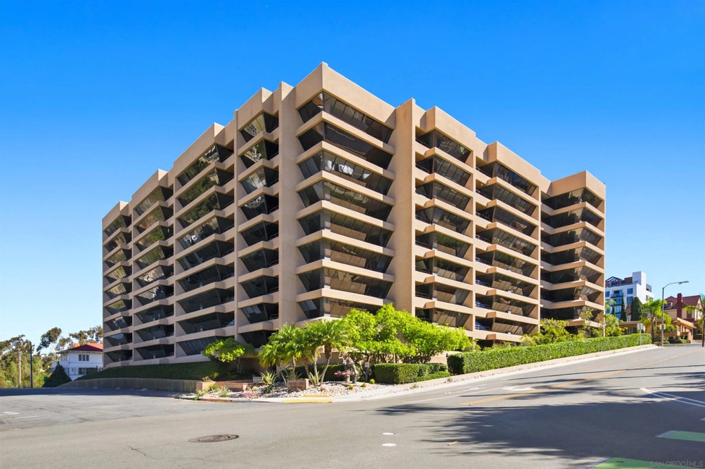 Photo of 230 W Laurel ST #204, San Diego, CA 92101 (MLS # 260025134)