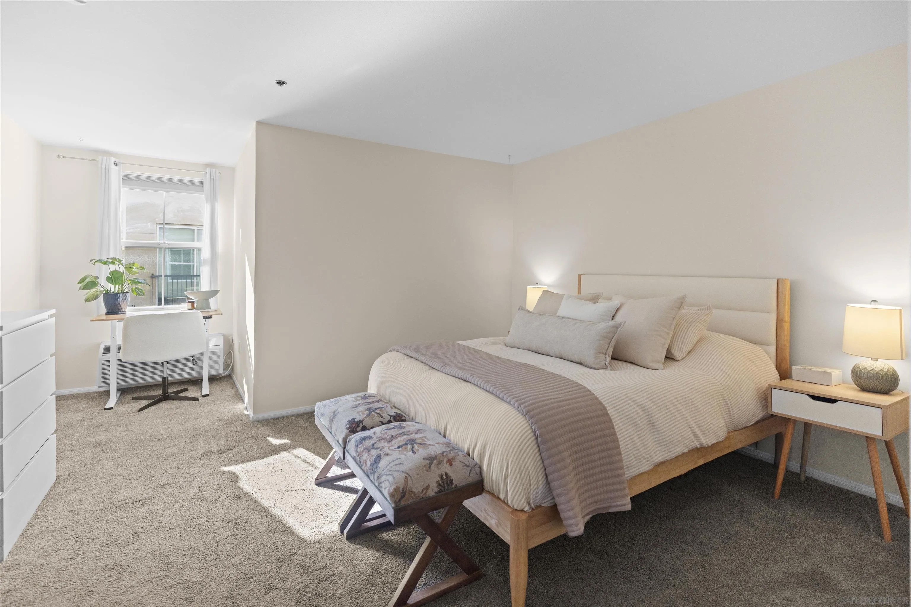 1970 Columbia St 513