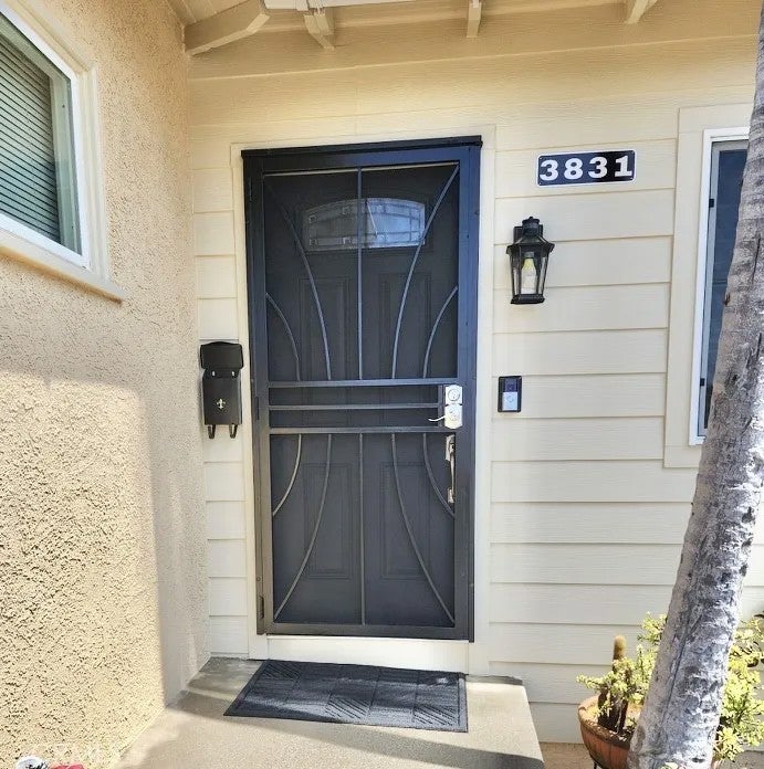 3831 West 187th Street West