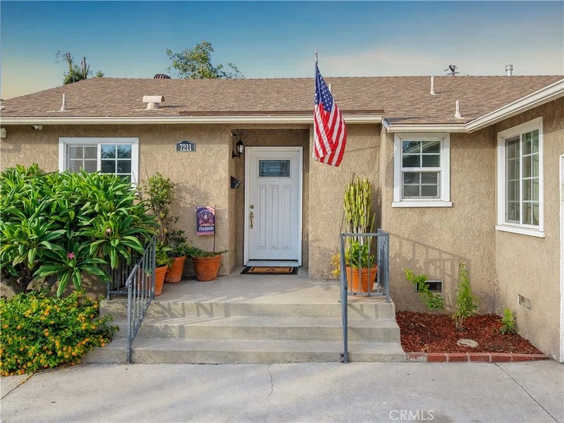 7211 Glencliff