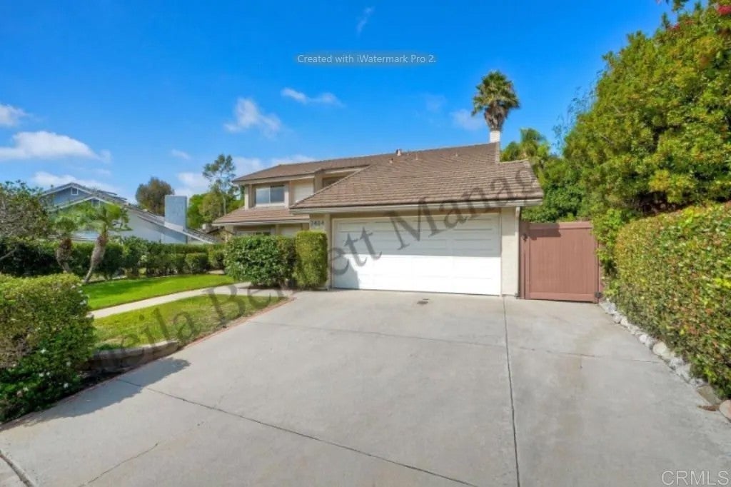2404 La Macarena Avenue