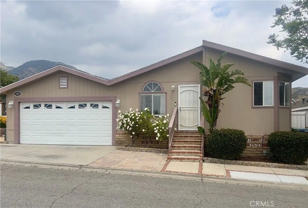 Photo of 13691 Gavina Ave #382, Sylmar, CA 91342 (MLS # SR26104041)