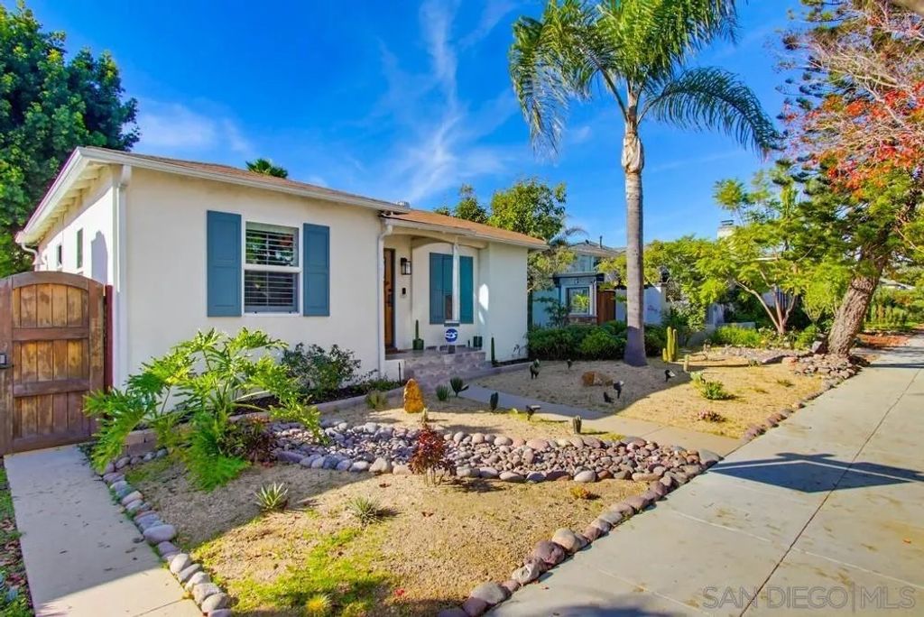 Photo of 4528 49th St, San Diego, CA 92115 (MLS # 2600351)
