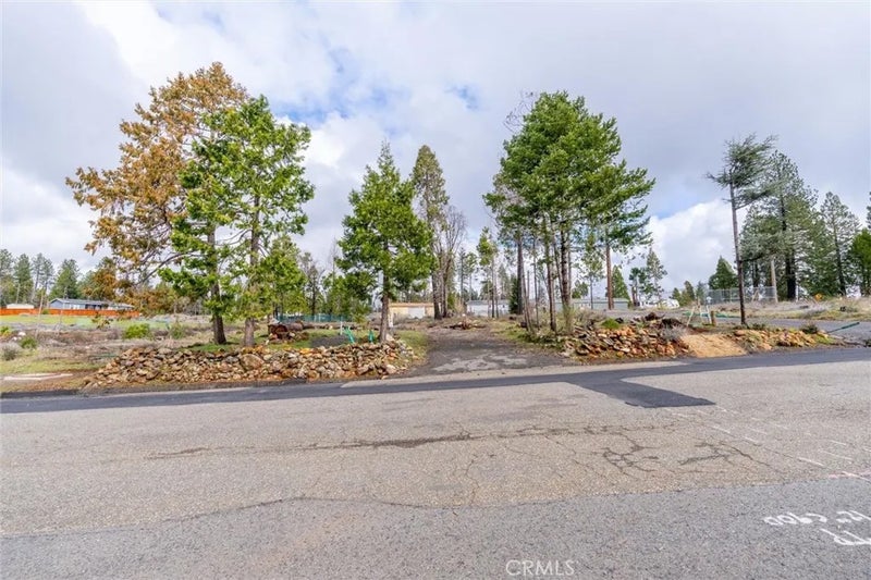 6385 Glendale