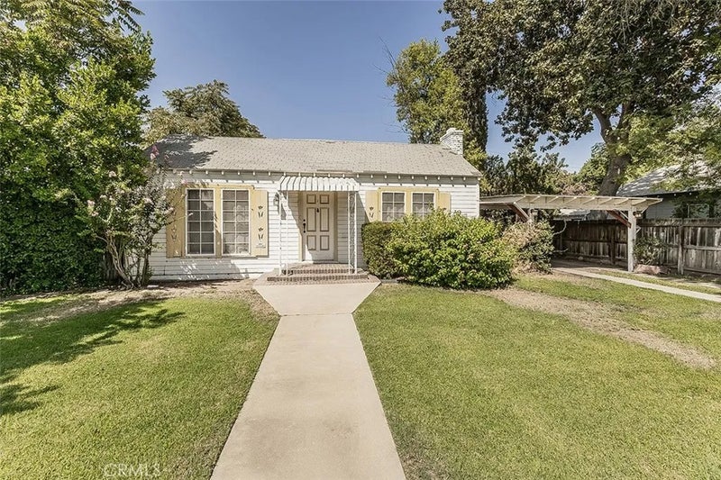 643 E Vassar