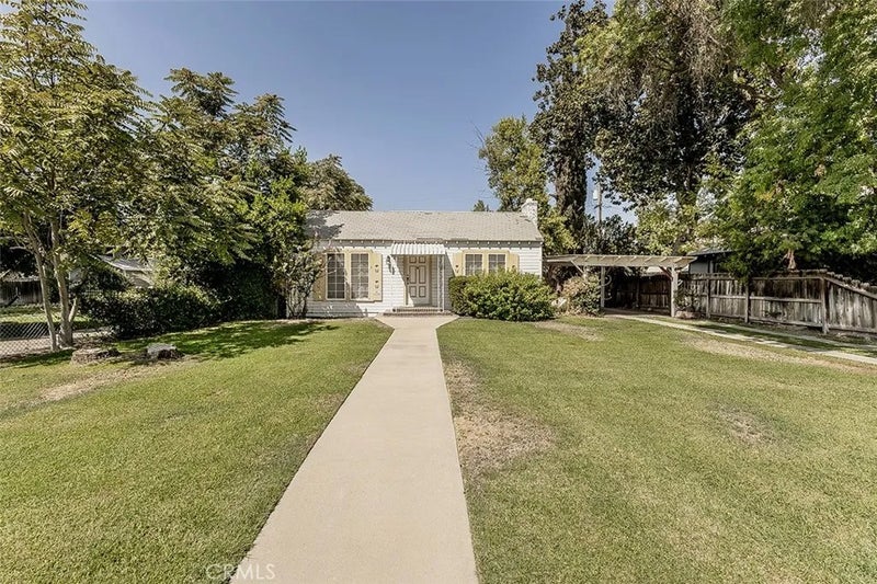 643 E Vassar
