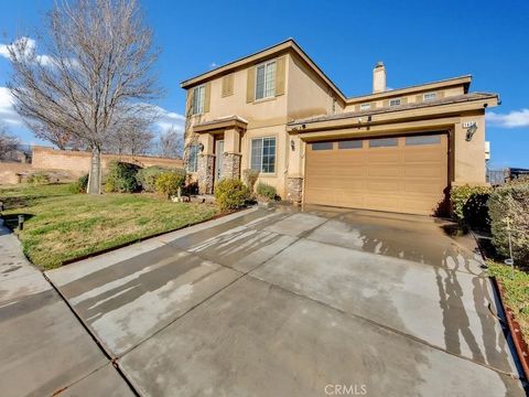 Photo of 1429 Wellington Drive, Palmdale, CA 93551 (MLS # SR26002827)