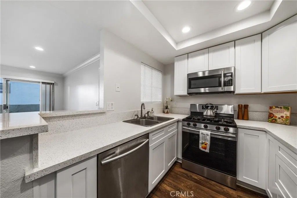 Photo of 16377 Lakeshore Dr #6K, Lake Elsinore, CA 92530 (MLS # SW26020336)