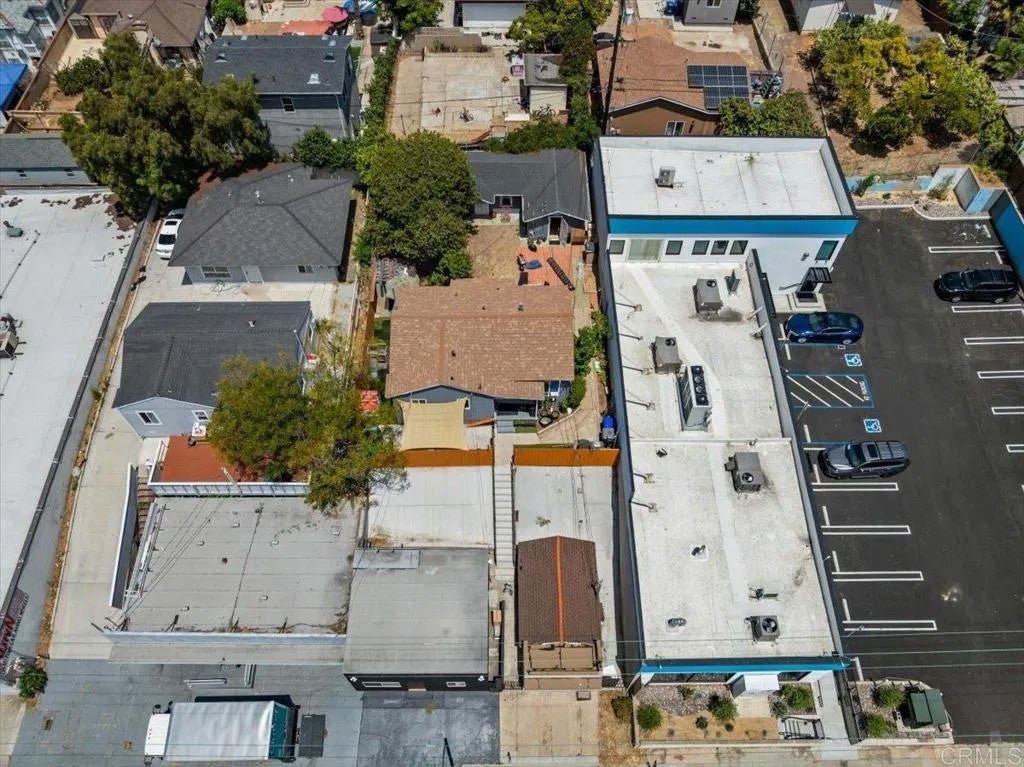 1343-45 Highland Avenue