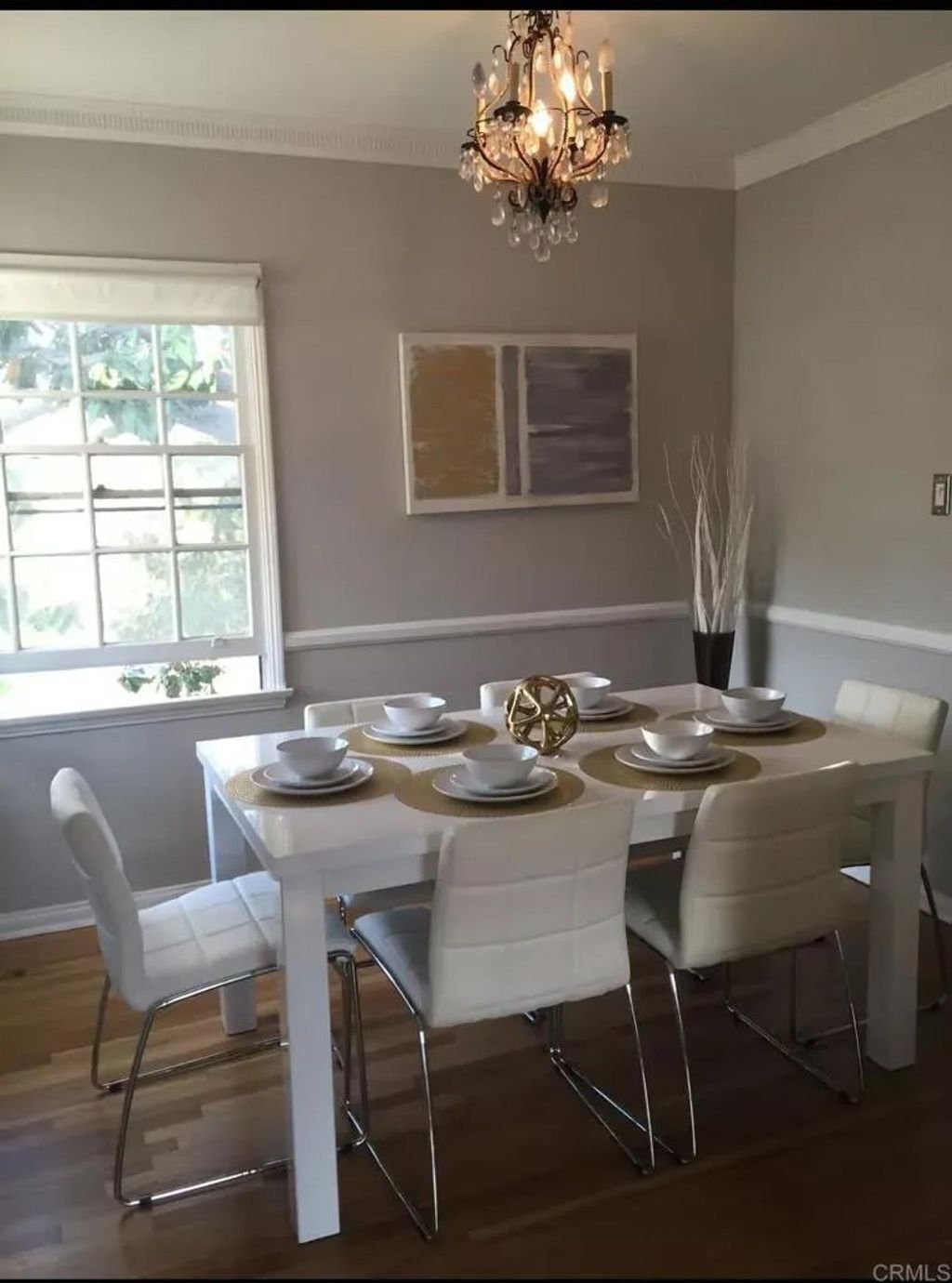 Photo of 1704 Glendon Avenue, Los Angeles, CA 90024 (MLS # NDP2600538)