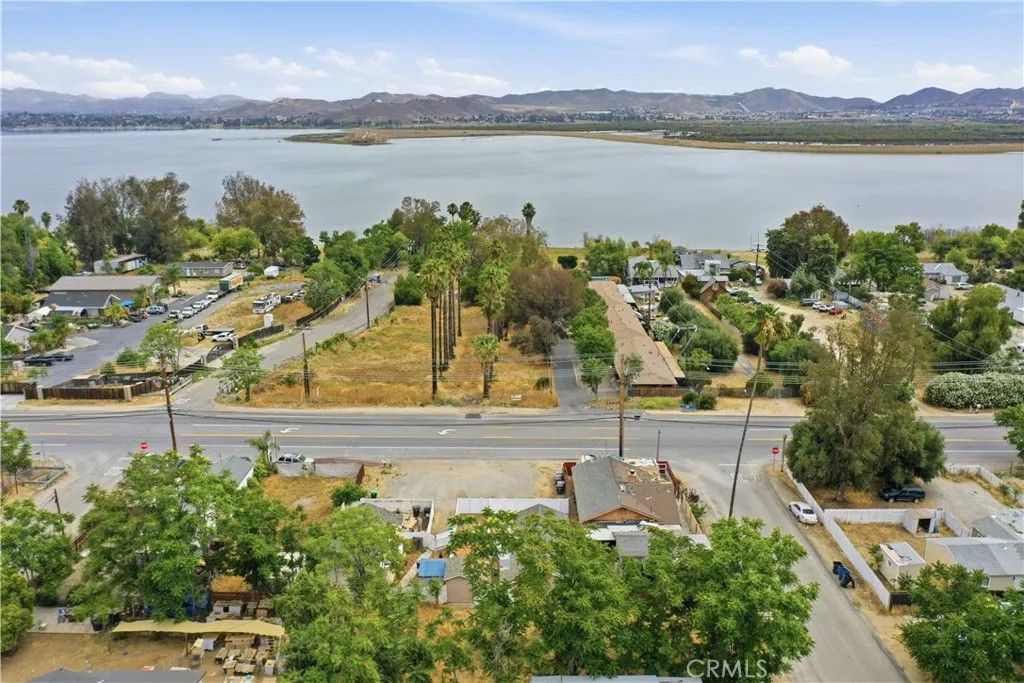 Photo of 17797 Grand A &amp; B Ave, Lake Elsinore, CA 92530 (MLS # SW26068596)