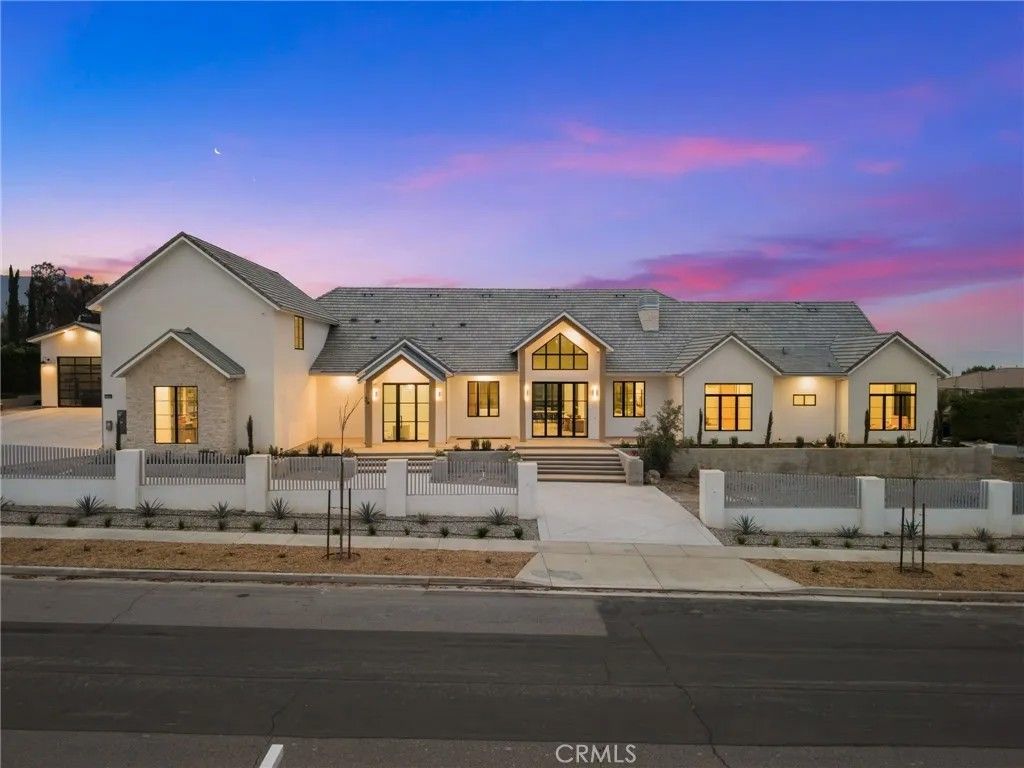 Photo of 3100 Garretson Avenue, Corona, CA 92881 (MLS # OC26015804)