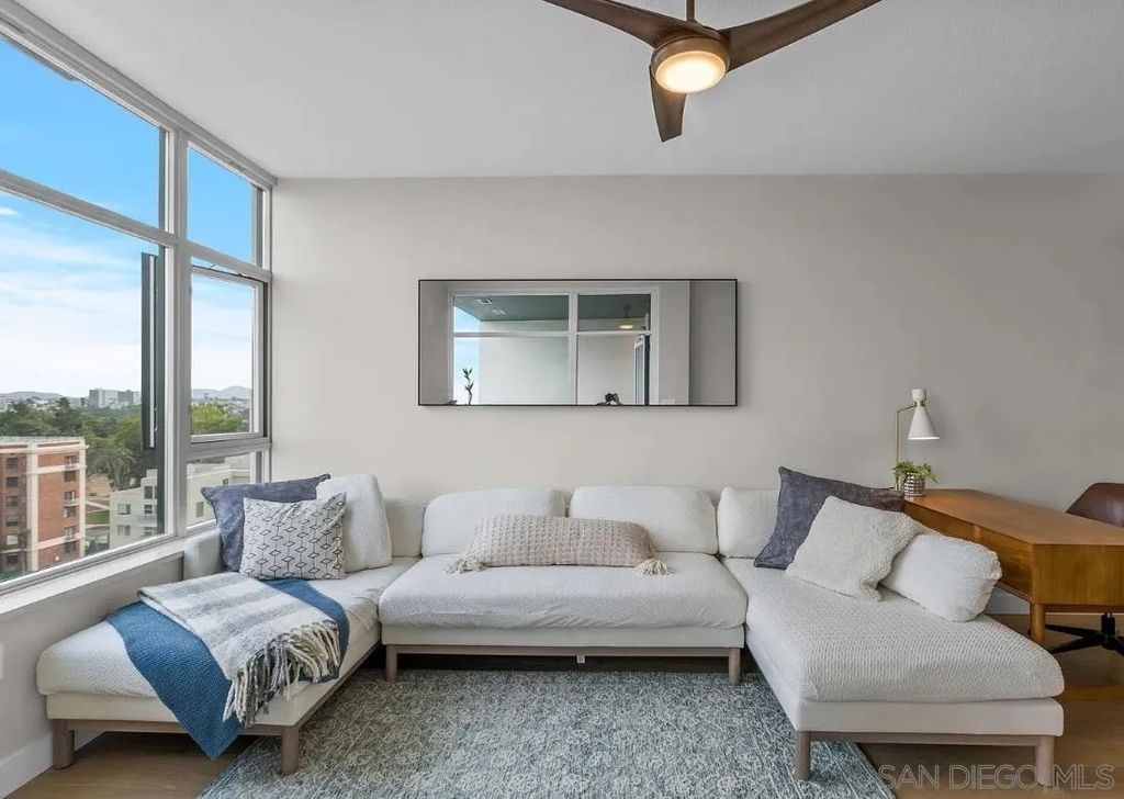 Photo of 475 Redwood St, San Diego, CA 92103 (MLS # 260006257)