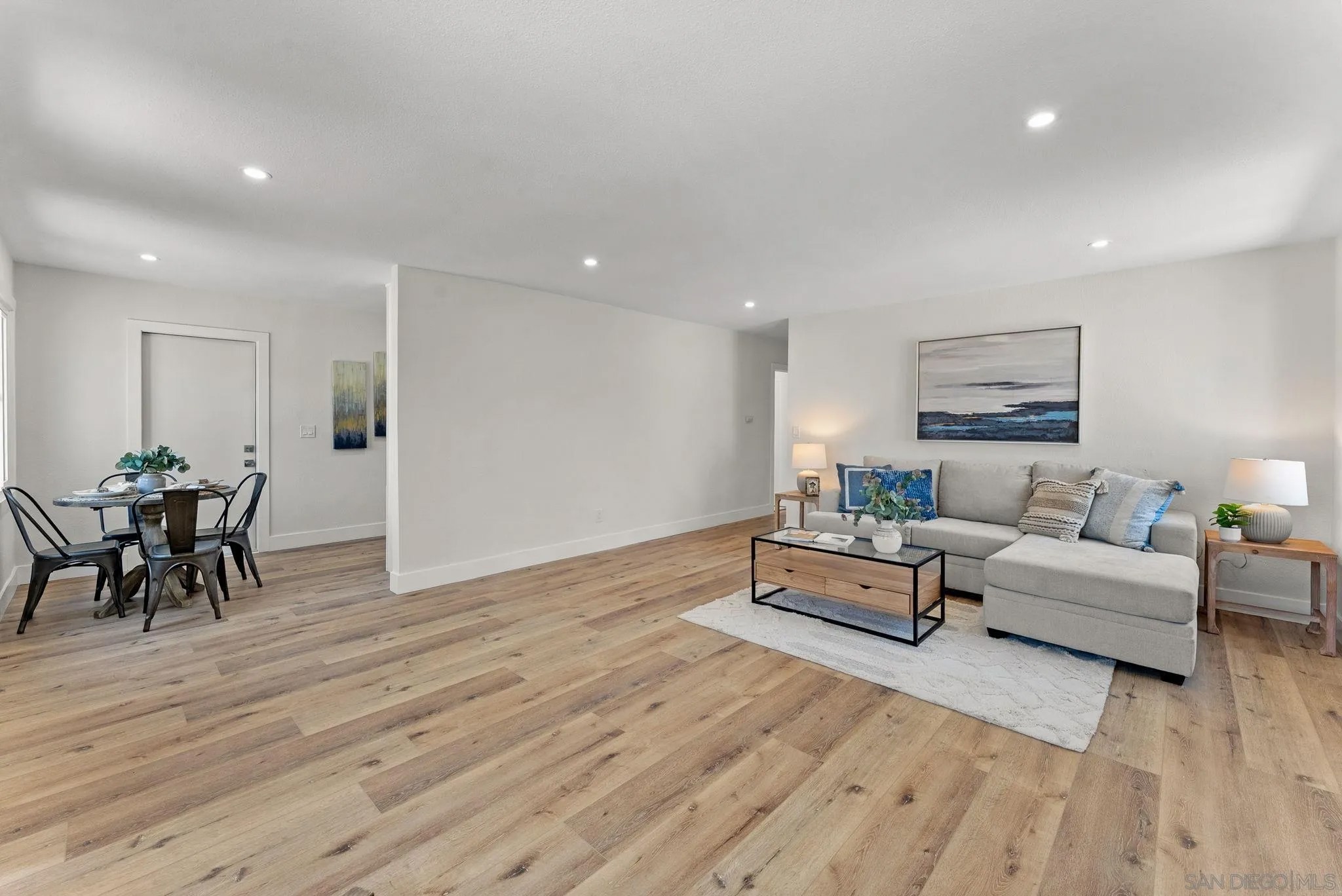 4316 Clairemont Dr