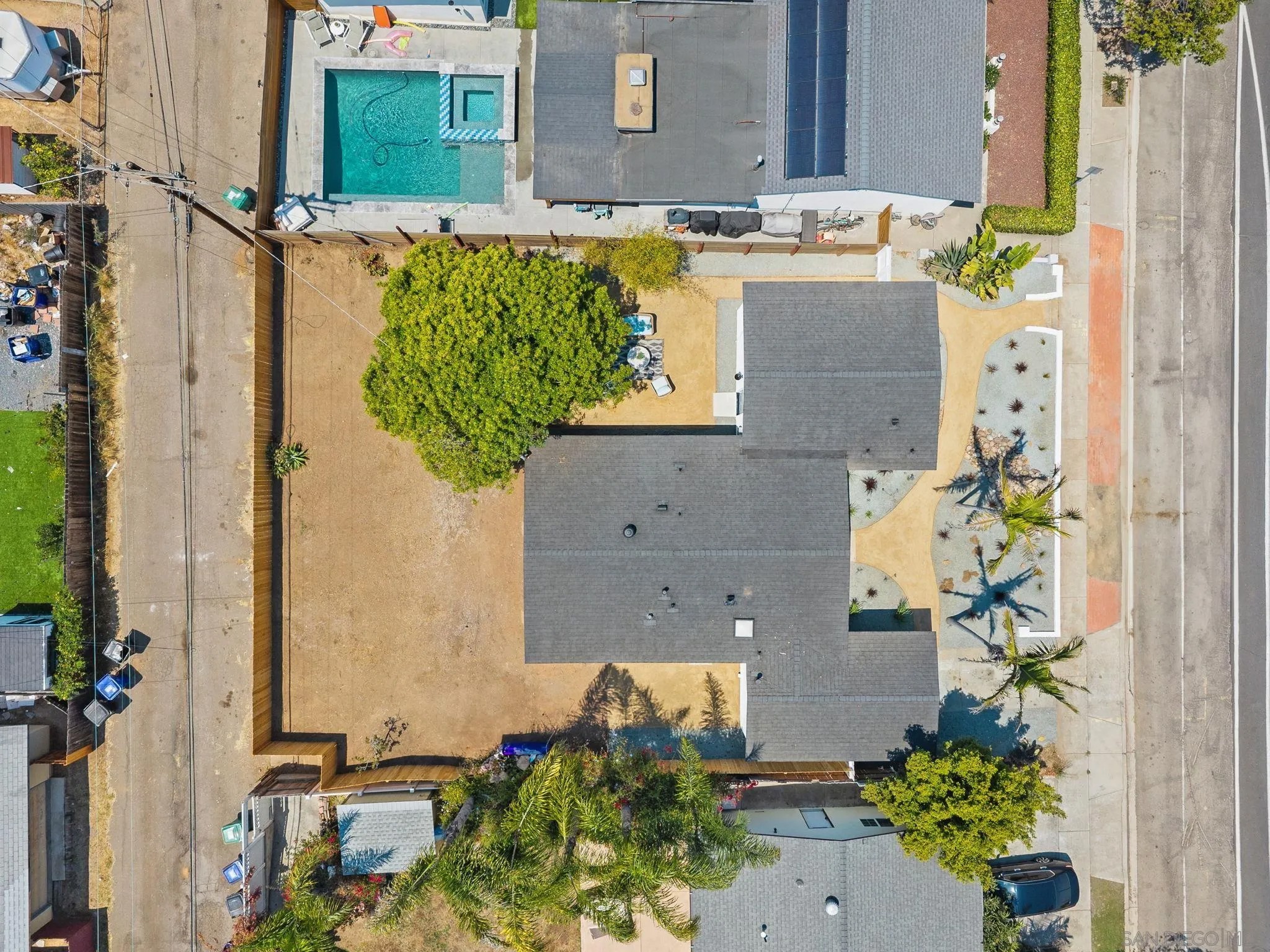 4316 Clairemont Dr
