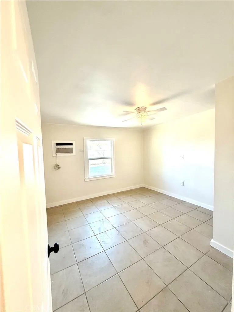 52336 Calle Camacho