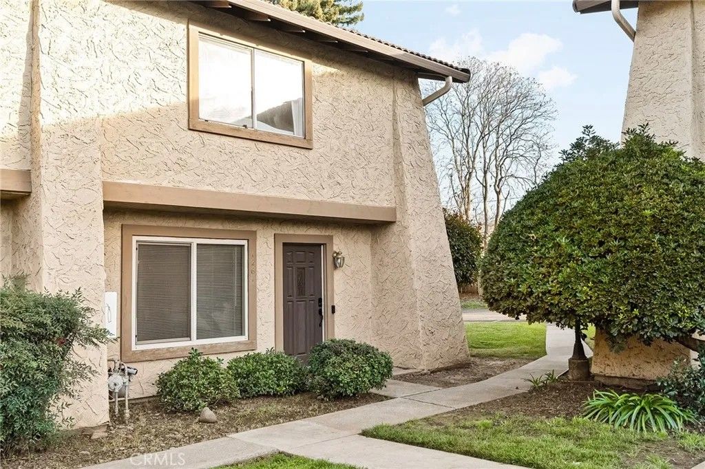 Photo of 1261 Parque Dr, Chico, CA 95926 (MLS # SN26019113)