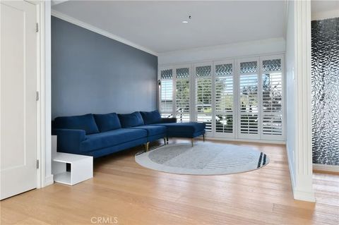 Tiny photo for 11566 Dona Teresa Dr, Studio City, CA 91604 (MLS # SR25233281)