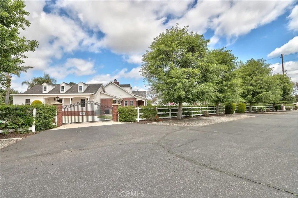 41548 Hutchison Court