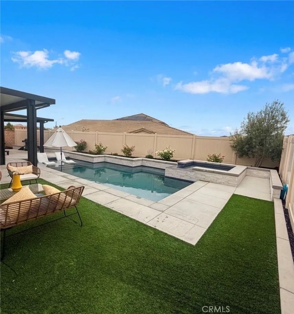 Photo of 24327 Insignia Dr, Menifee, CA 92584 (MLS # SW26089954)