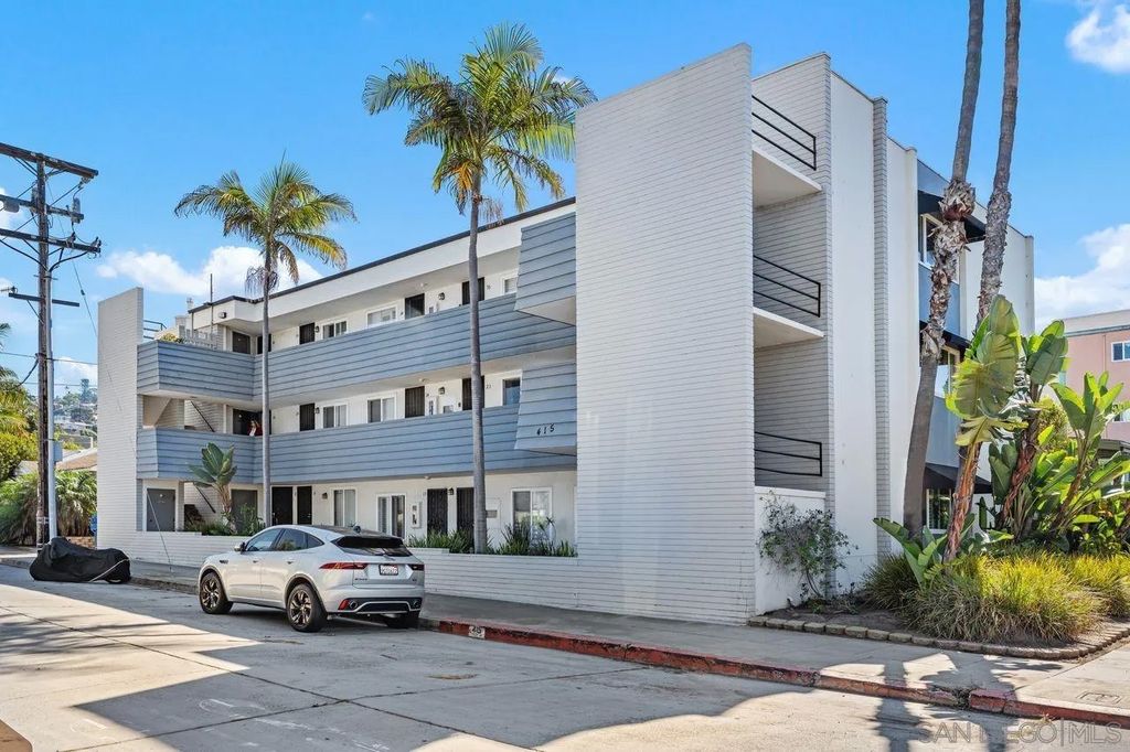 Photo of 415 Gravilla Street #26, La Jolla, CA 92037 (MLS # 250042559)