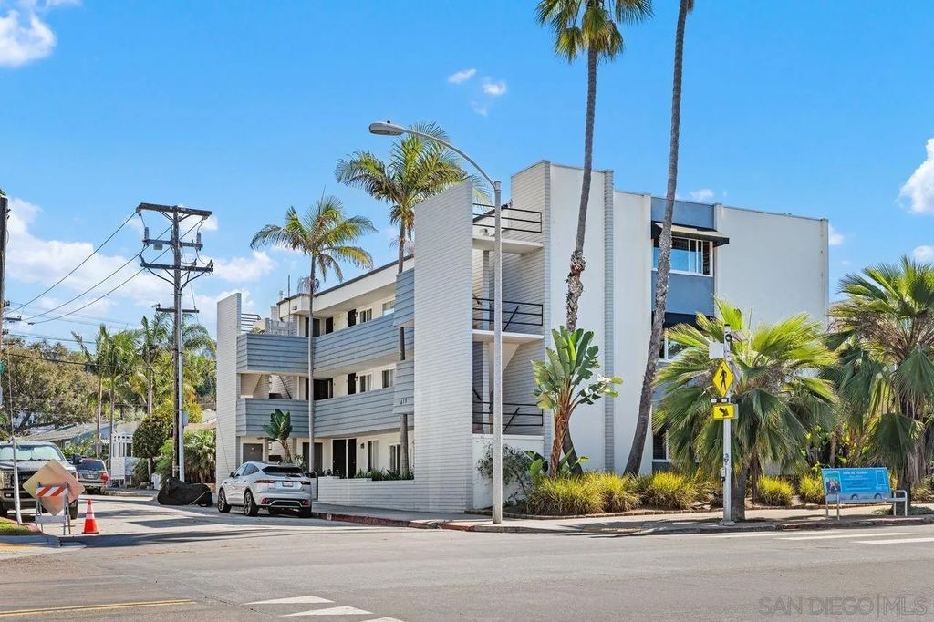 Photo of 415 Gravilla Street #26, La Jolla, CA 92037 (MLS # 250042559)