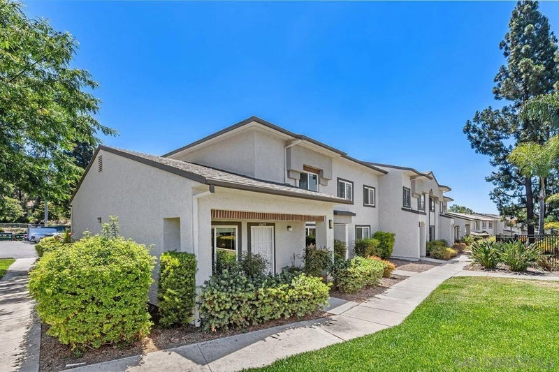 10628 Queen Jessica Ln