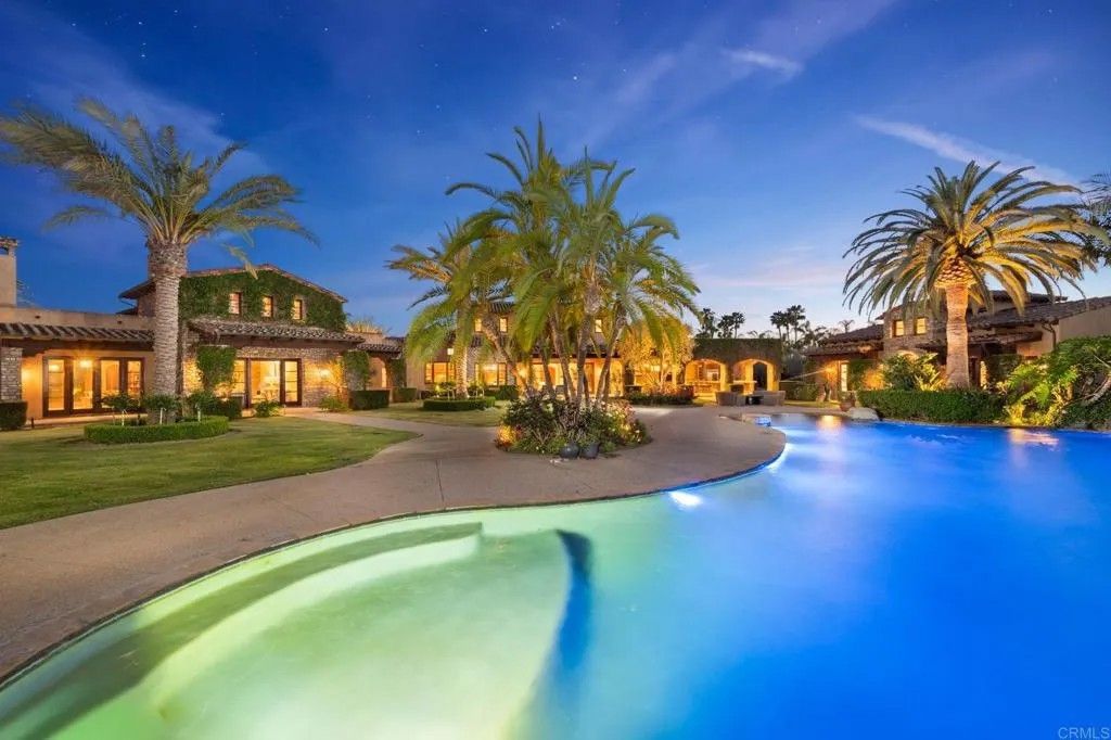 Photo of 15878 Bella Siena, Rancho Santa Fe, CA 92067 (MLS # NDP2603783)