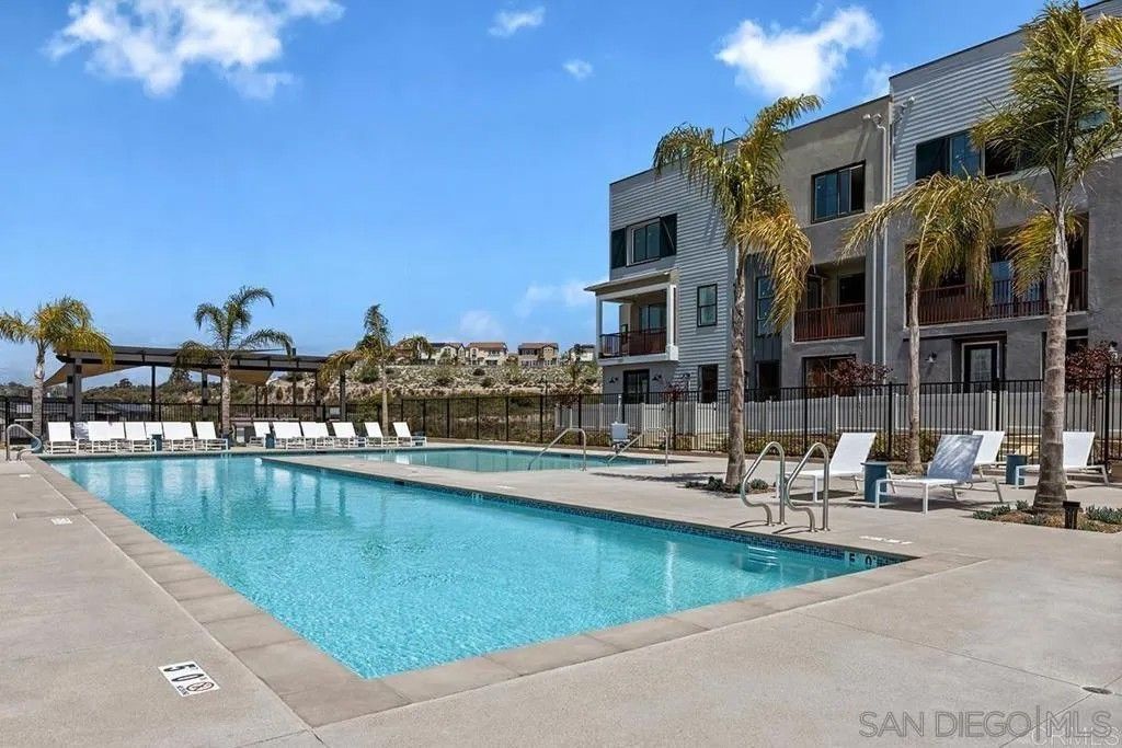 Photo of 4672 Catmint Ln, Carlsbad, CA 92008 (MLS # 260003949)