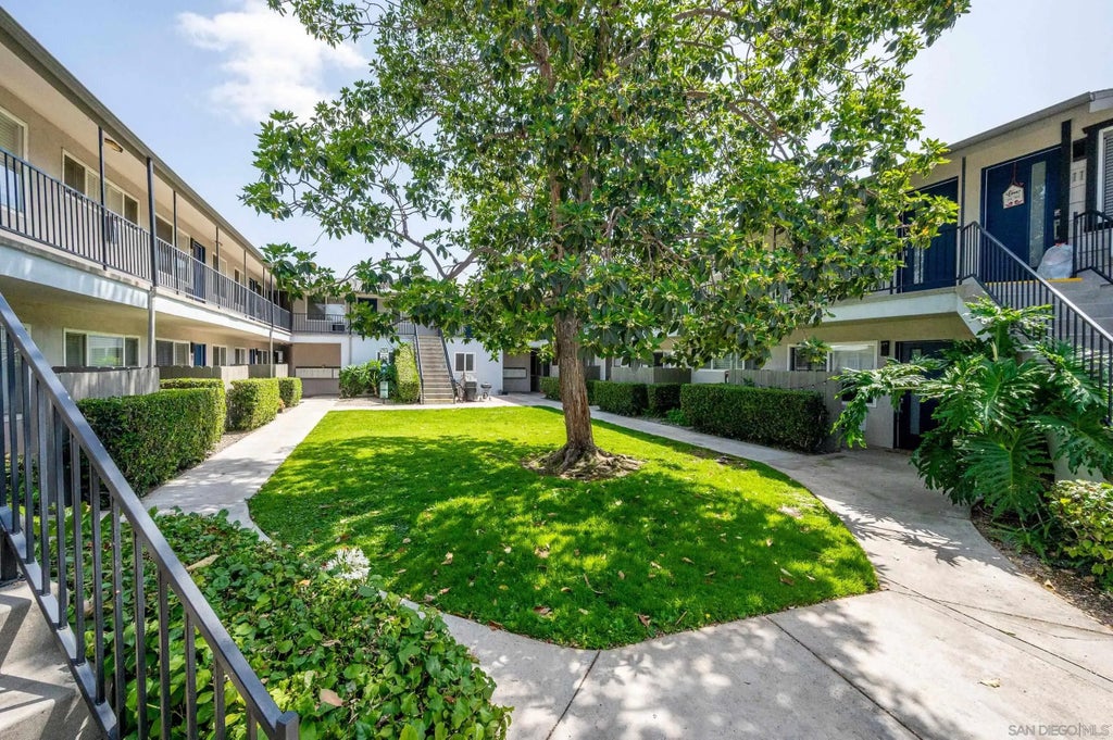 Photo of 8969 Grossmont Blvd, La Mesa, CA 91941 (MLS # 260016931)