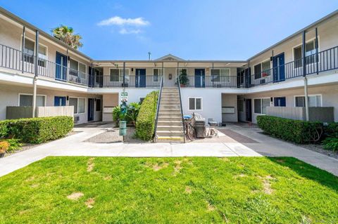 Photo of 8969 Grossmont Blvd, La Mesa, CA 91941 (MLS # 260016931)