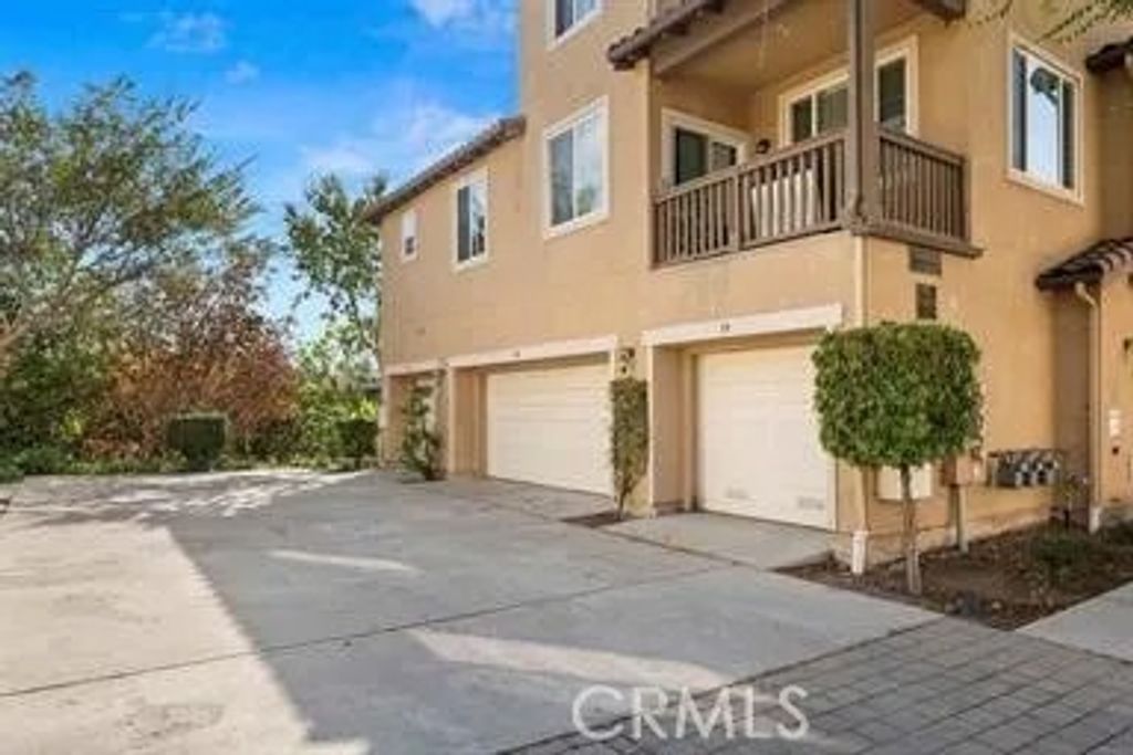 Photo of 624 Corte Patio #81, Chula Vista, CA 91914 (MLS # NP25080873)