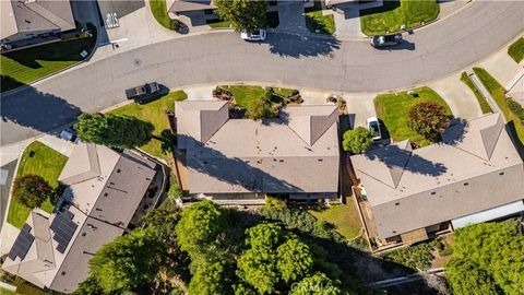 Tiny photo for 26562 Cardwick Court, Newhall, CA 91321 (MLS # SR25262349)