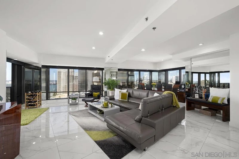 200 Harbor Drive 3003